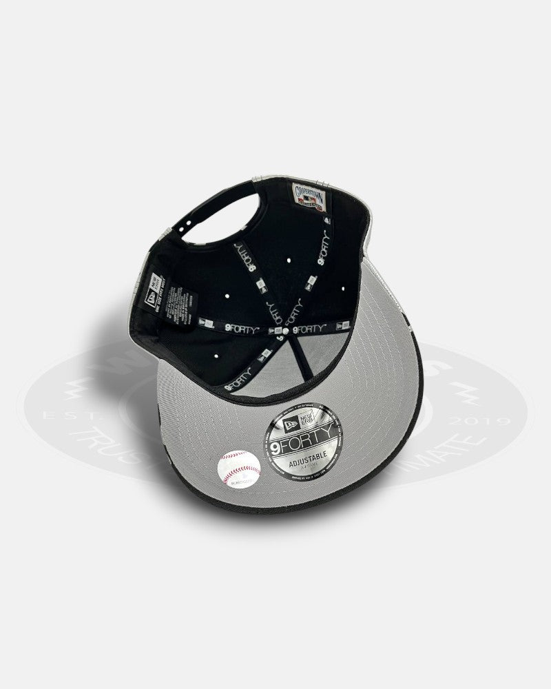 Chicago Cubs Silver Flame A-Frame 9Forty Snapback Hat