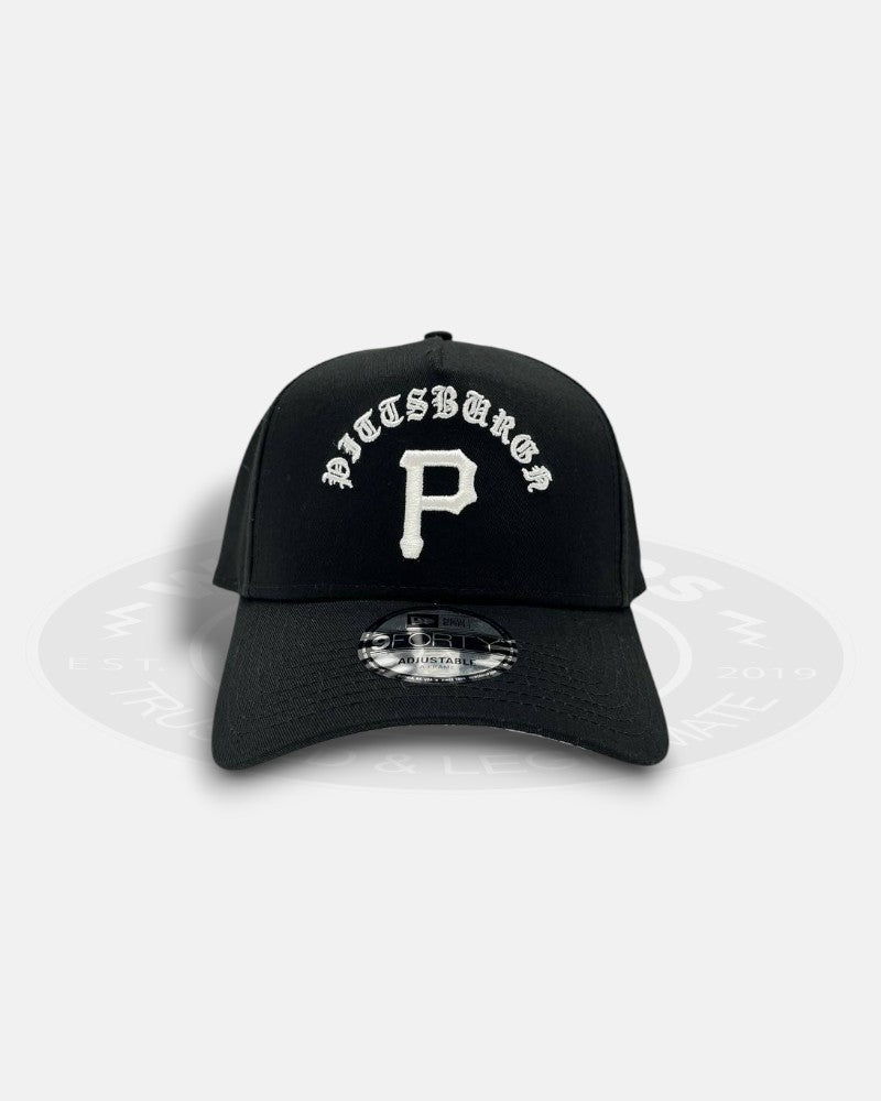 Pittsburgh Pirates 'Blackletter Arch' 9FORTY A-Frame Snapback Hat