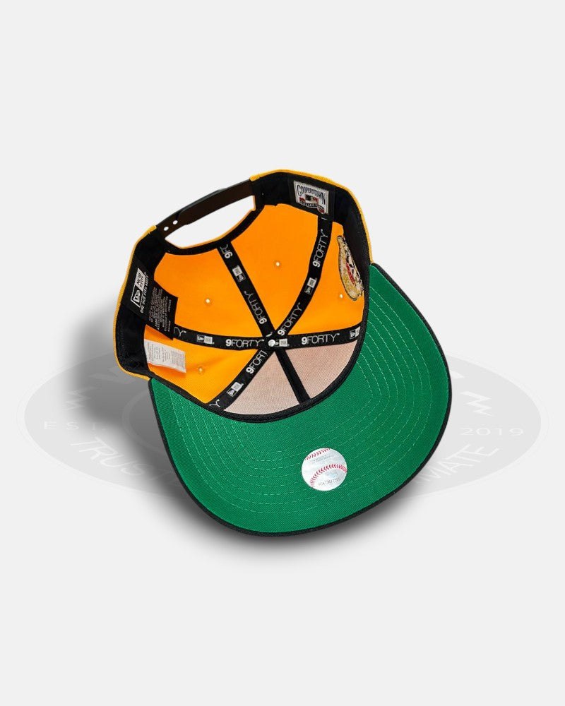 Pittsburgh Pirates Heritage Gold Two Tone 9FORTY A-Frame Snapback Hat