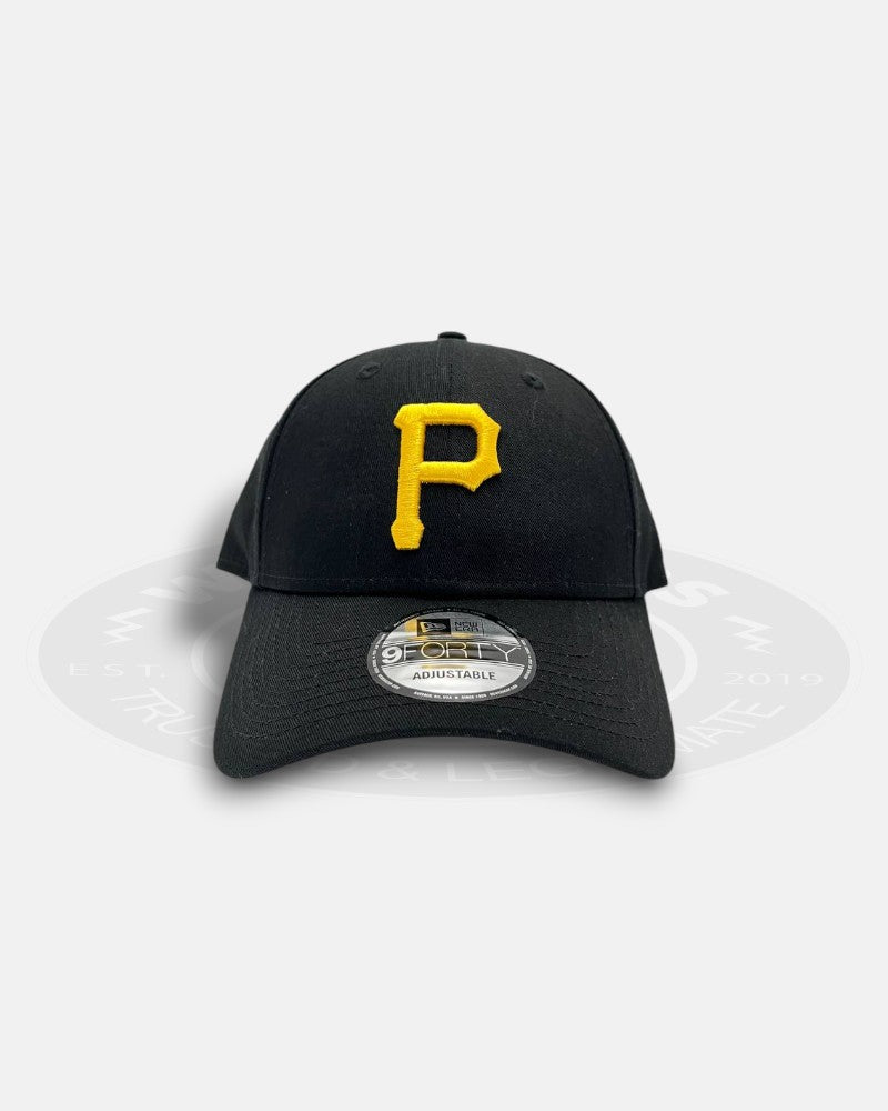 Pittsburgh Pirates Core 9Forty Adjustable Strapback Hat
