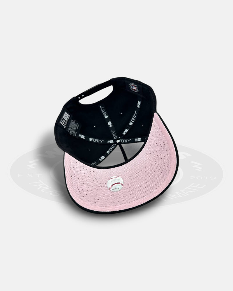 Chicago White Sox Love Hearts 9FORTY A-Frame Snapback Hat