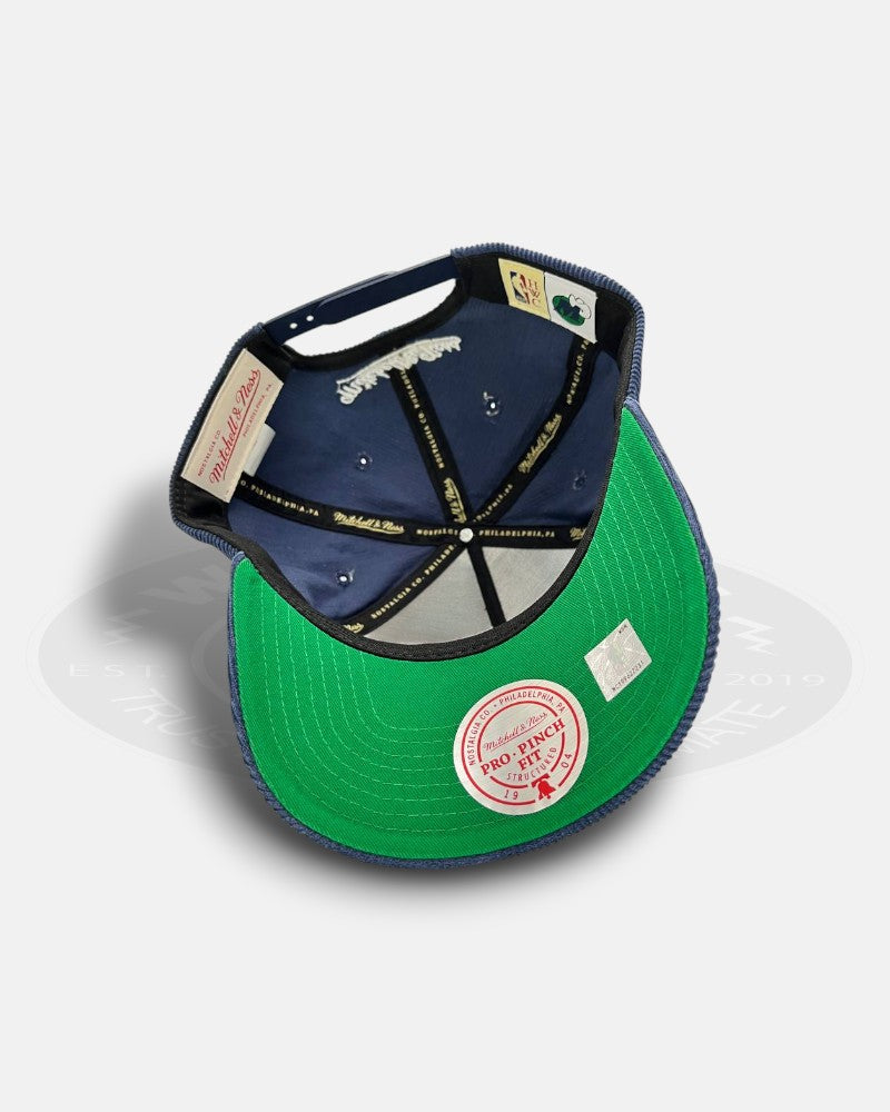 Dallas Mavericks Team Logo Hard Wood Classic Corduroy Pro Pinch Fit Snapback Hat