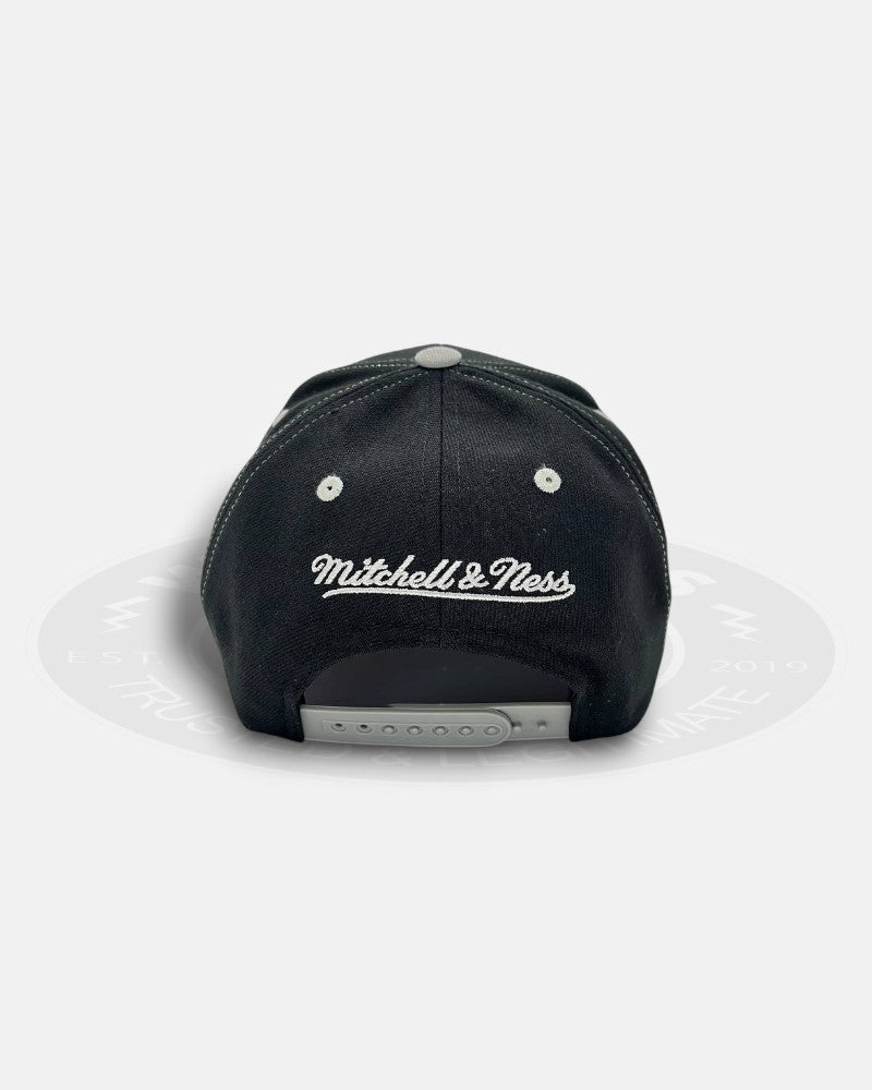 Los Angeles Kings Overbite Pro Crown Fit Snapback Hat
