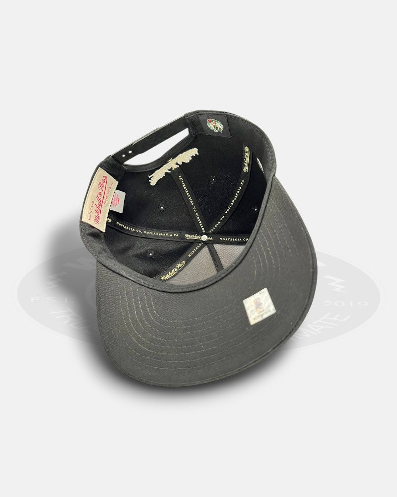 Boston Celtics Side Emblem Pro Pinch Snapback Hat