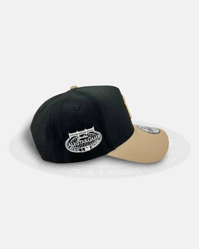 New York Yankees Midnight Dunes 9FORTY A-Frame Snapback Hat