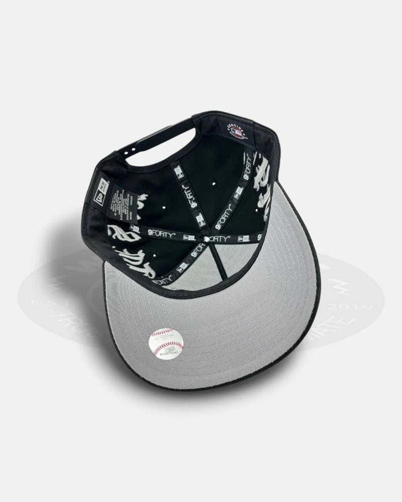 Chicago White Sox Oversized Gothic All Over 9FORTY A-Frame Snapback Hat