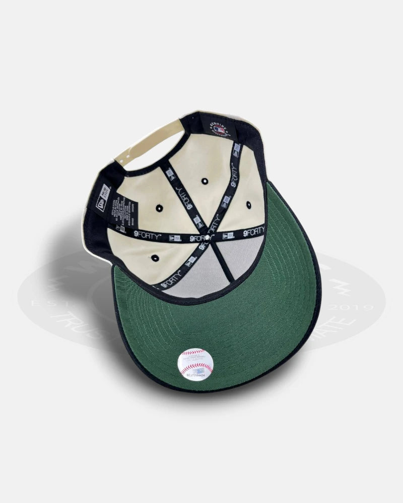 Los Angeles Dodgers Paisley Chrome Two Tone 9FORTY A-Frame Snapback Hat