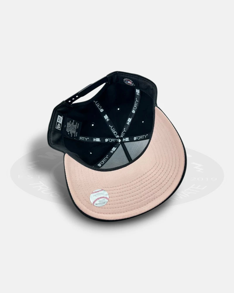 Los Angeles Dodgers Valentines Heart 9FORTY A-Frame Snapback Hat