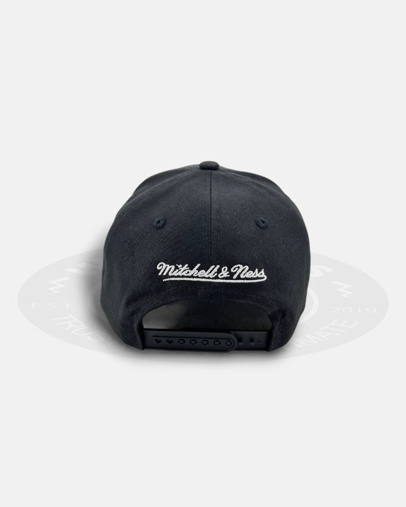 Philadelphia 76ers HWC Black Pro Pinch Snapback Hat