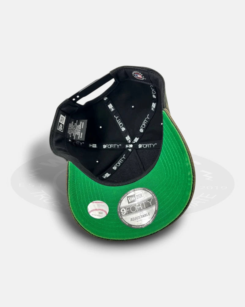 New York Yankees Gothic Fade 9FORTY A-Frame Snapback Hat