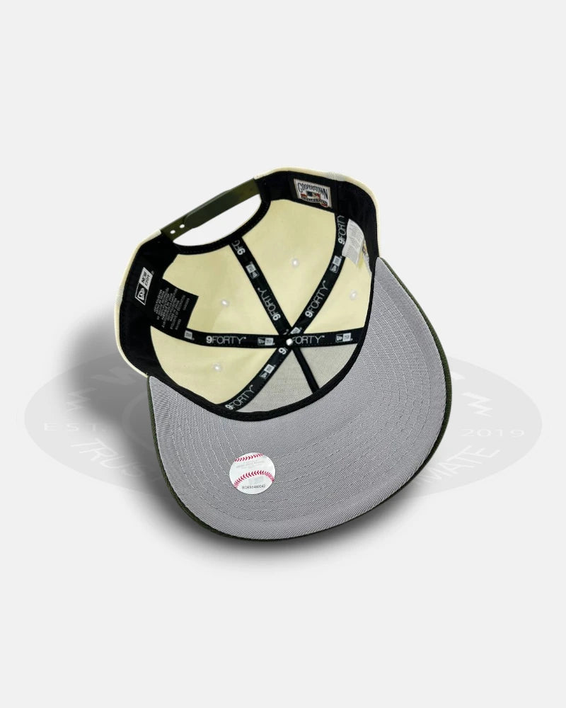 Arizona Diamondbacks Chrome Green 9FORTY A-Frame Snapback Hat