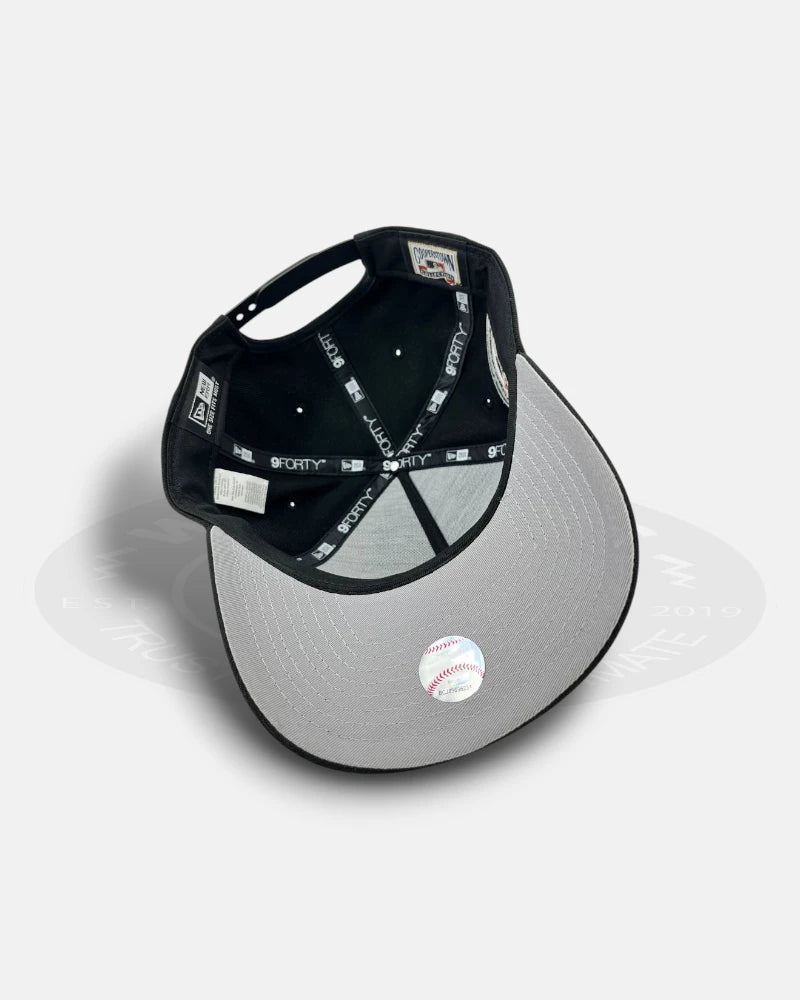 Chicago Cubs Mascot Crest Obsidian Copper 9FORTY A-Frame Snapback Hat