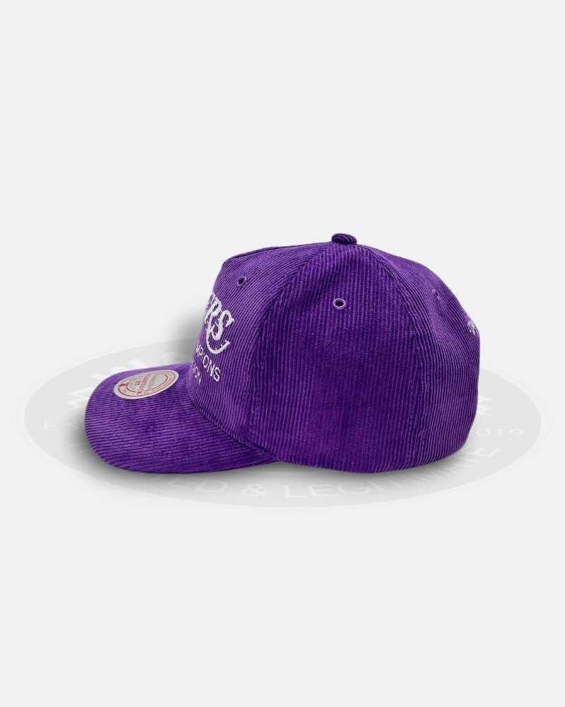 Los Angeles Lakers 1988 NBA Champions Pacific Division Corduroy Deadstock Fit Snapback Hat