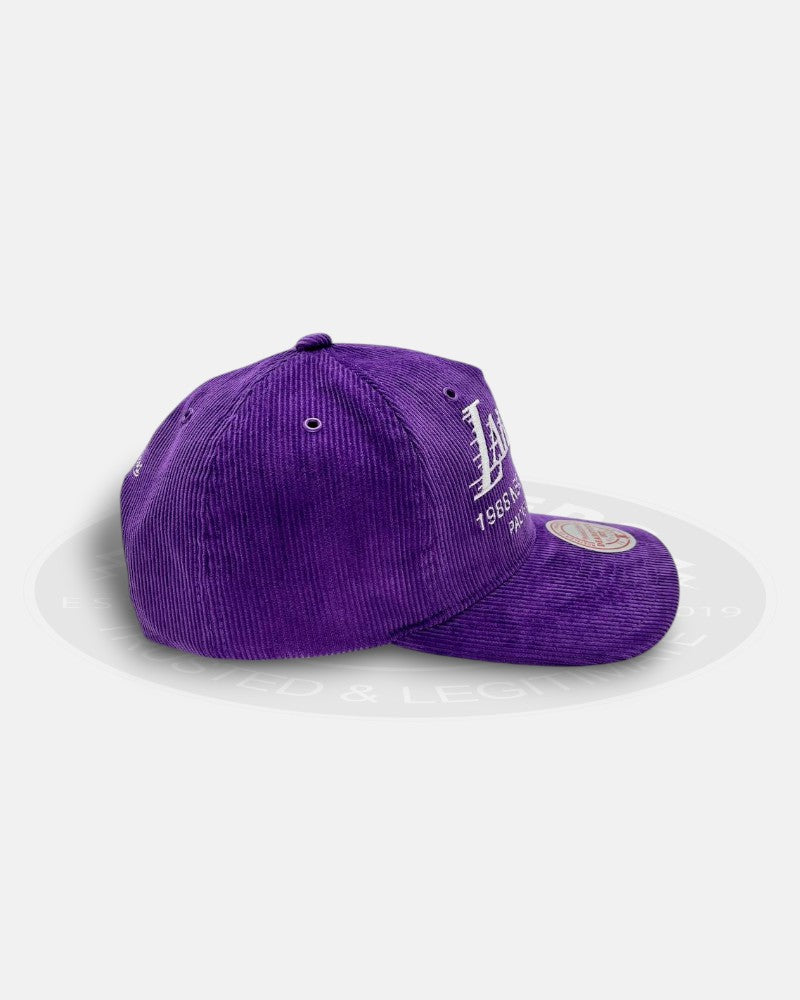 Los Angeles Lakers 1988 NBA Champions Pacific Division Corduroy Deadstock Fit Snapback Hat