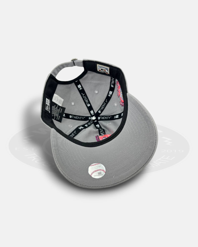 Seattle Mariners Pink Glow Greyline Plus 9TWENTY Strapback Hat