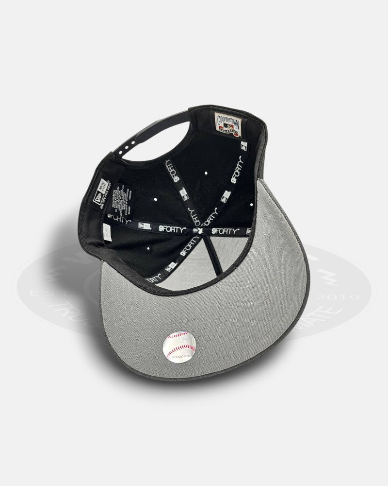 New York Yankees 1999 World Series Two Tone 9Forty A-Frame Snapback Hat