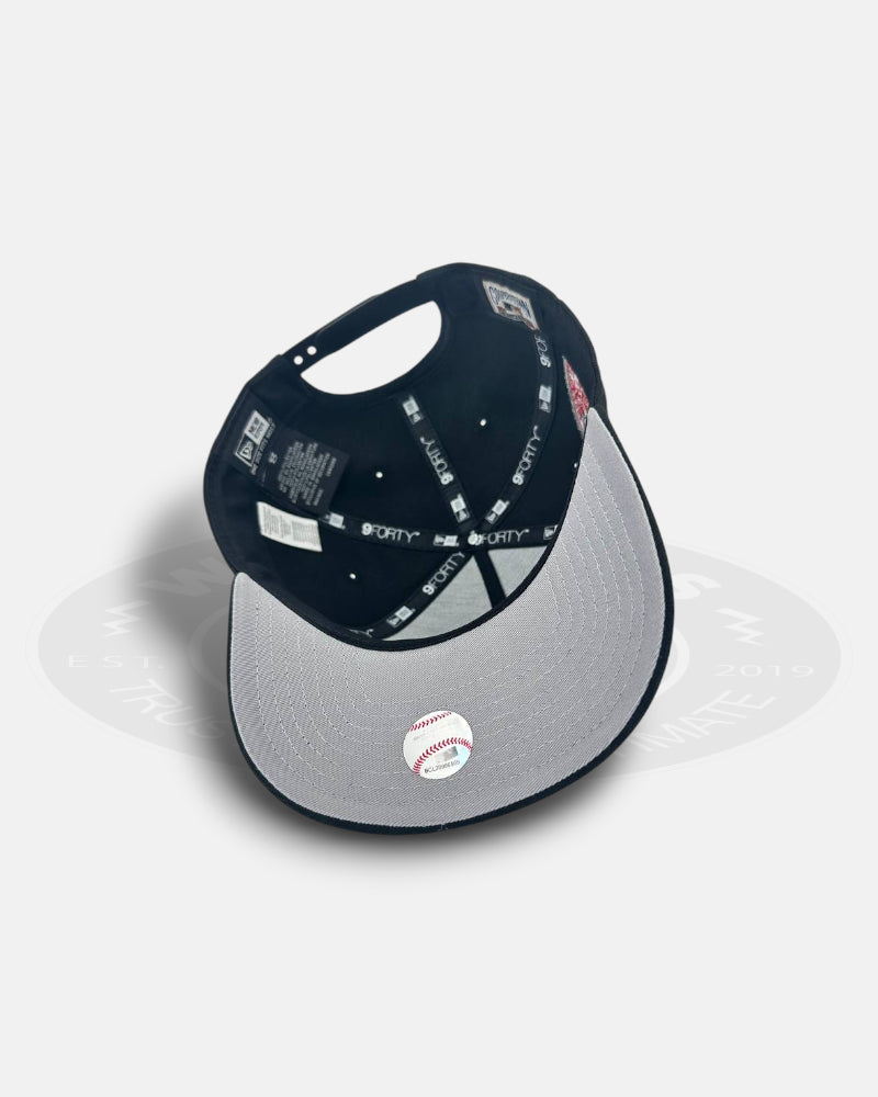 New York Yankees Crow Black Prime 9FORTY A-Frame Snapback Hat