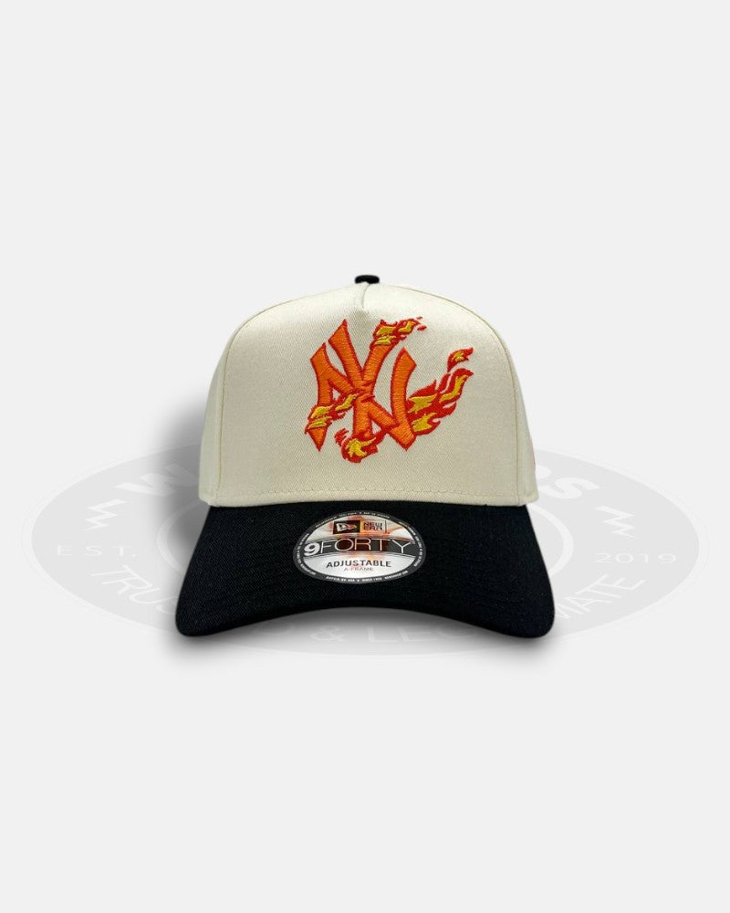 New York Yankees Flame Two Tone Chrome Black A-Frame 9Forty Snapback Hat