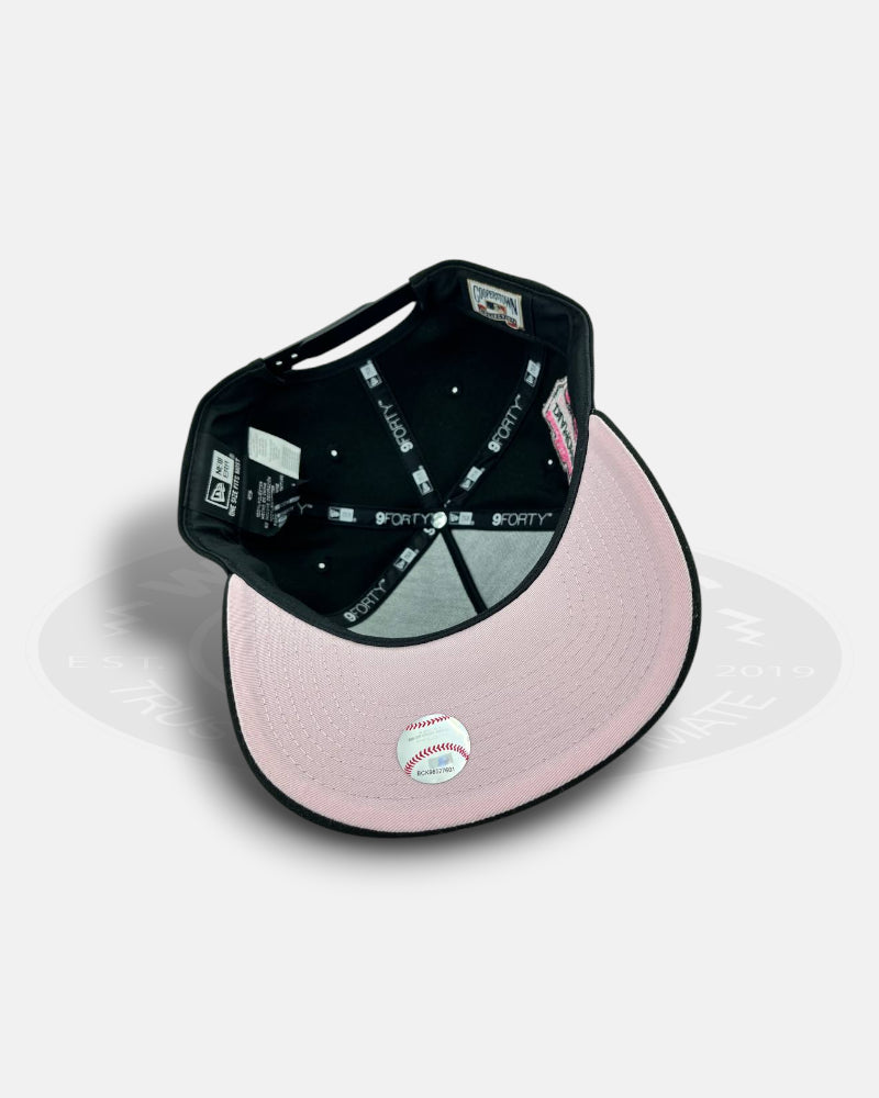 Arizona Diamondbacks 1998 Inaugural Pink Outline 9FORTY A-Frame Snapback Hat