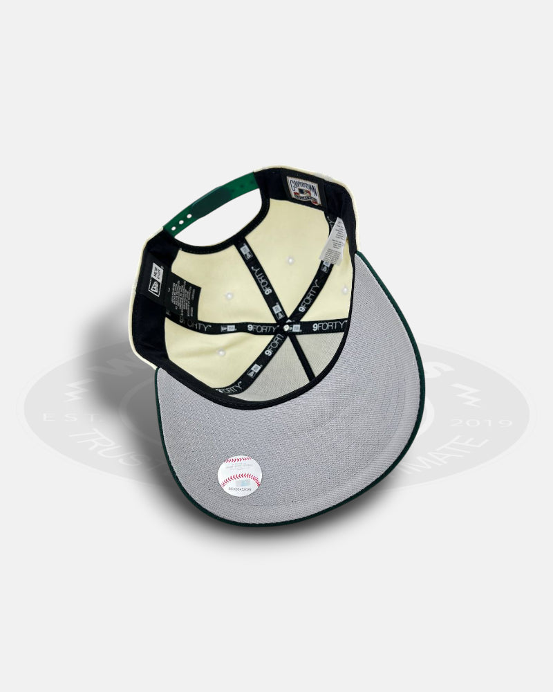 Oakland Athletics Arena Gold Chrome 9FORTY A-Frame Snapback Hat