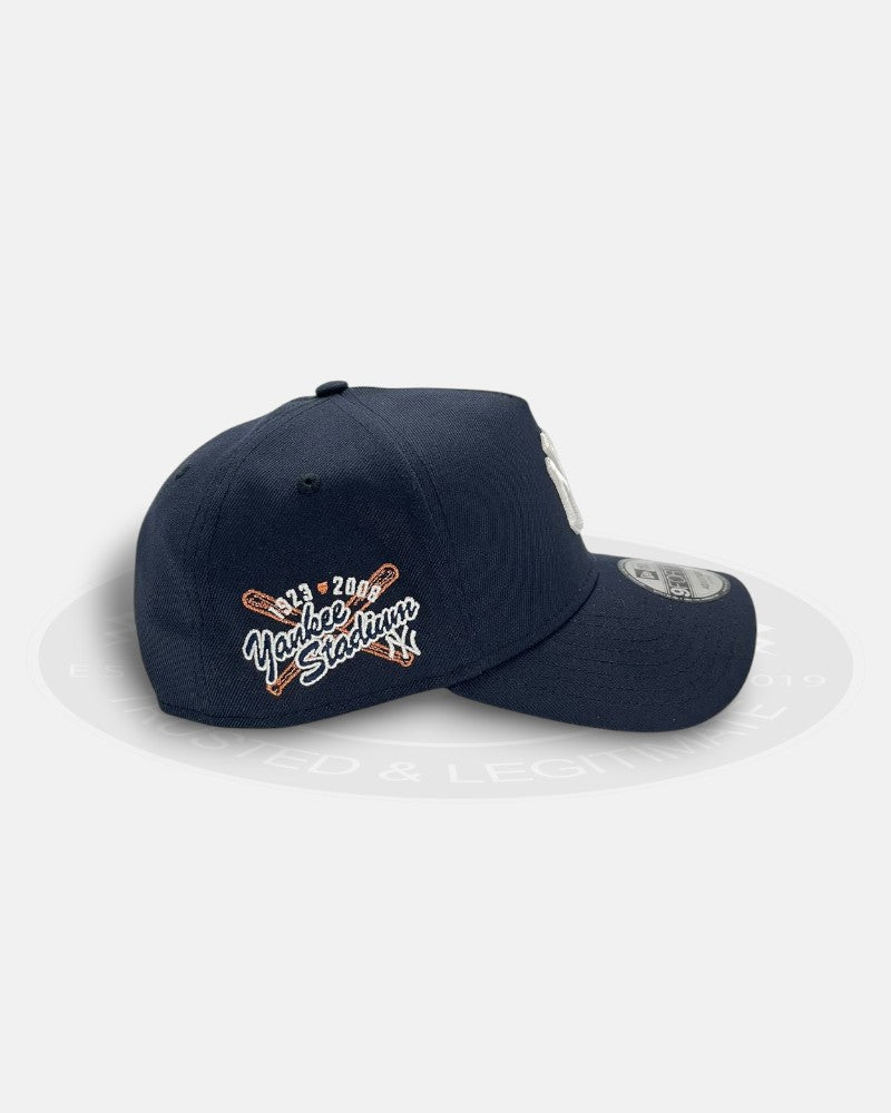 New York Yankees 1923 - 2008 Stadium Statue of Liberty Navy 9Forty A-Frame Snapback Hat