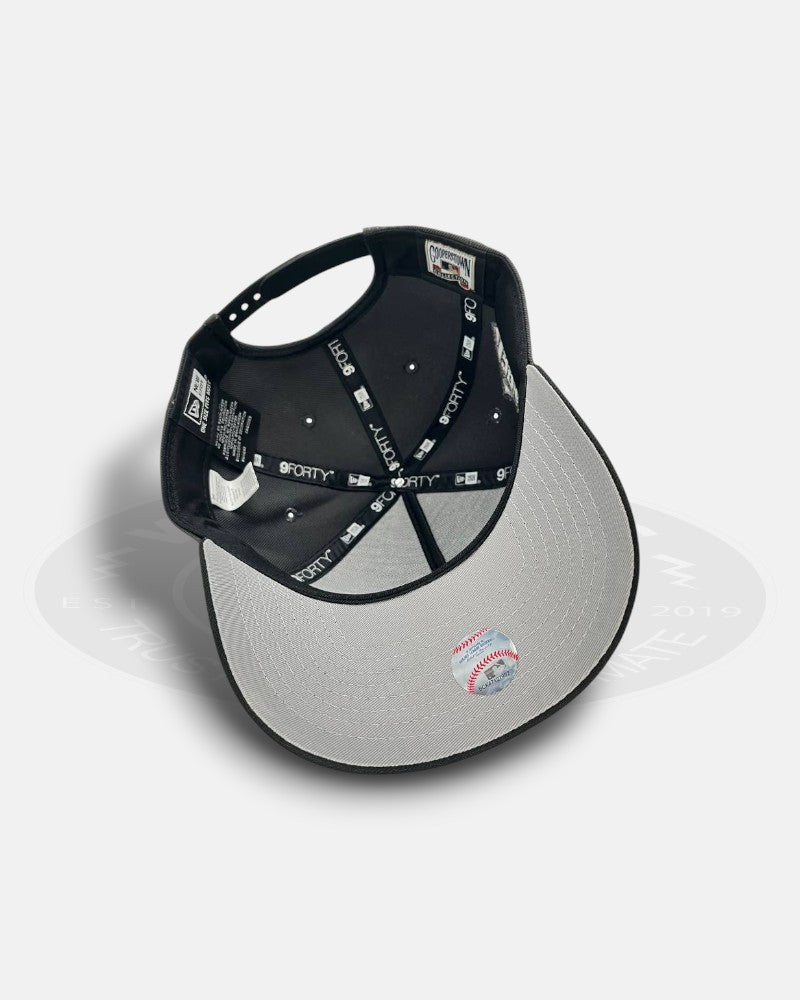 New York Yankees 1999 World Series Two Tone 9Forty A-Frame Snapback Hat