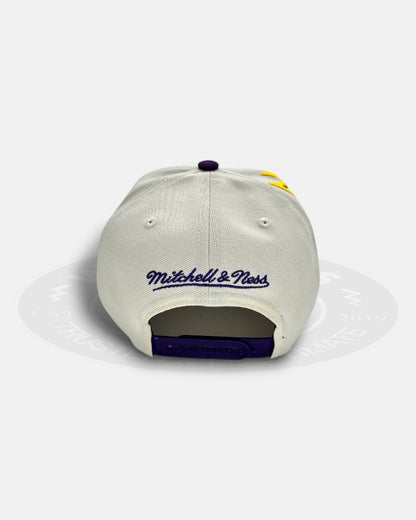 Los Angeles Lakers Jagged Panel Pro Pinch Snapback Hat