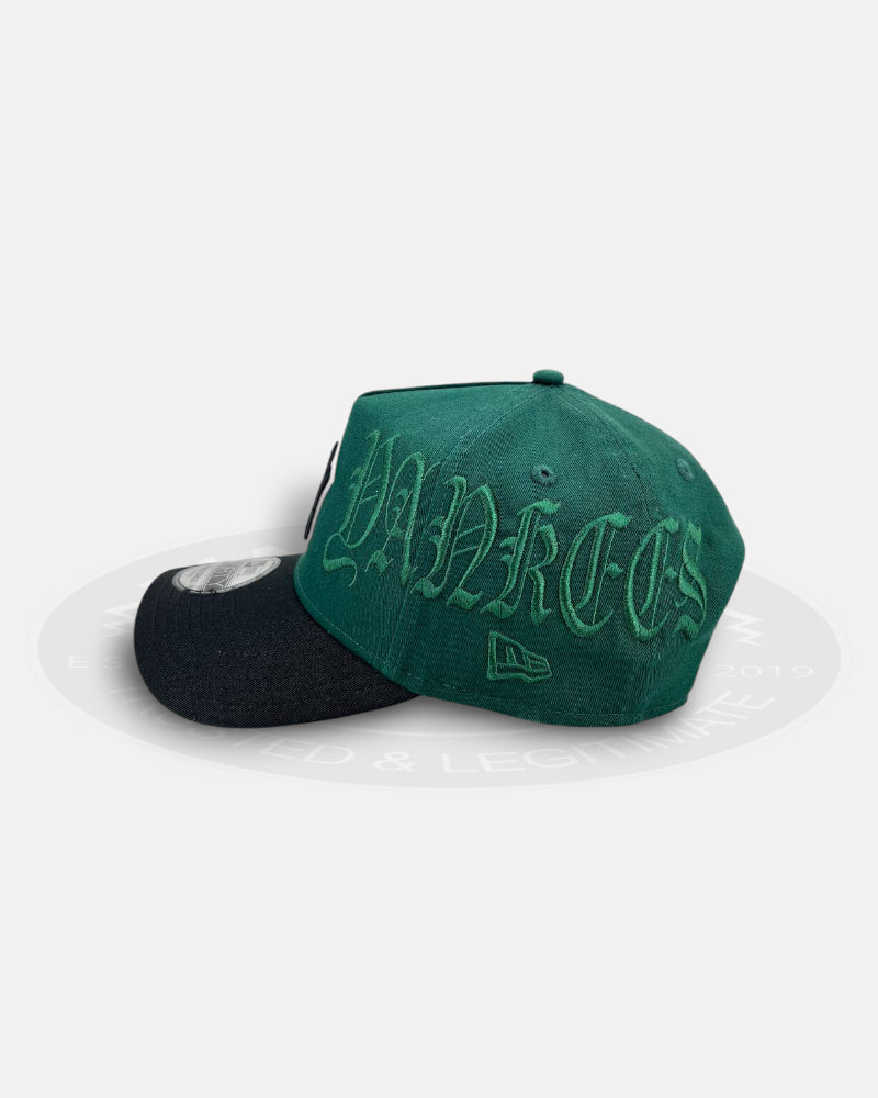New York Yankees 'Logo Oversized Side Gothic Script' 9FORTY A-Frame Snapback Hat Dark Green