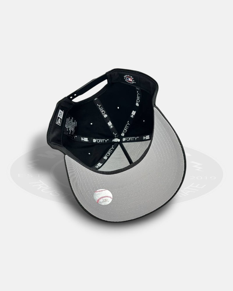 New York Yankees Arch Script 9Forty A-Frame Snapback Hat