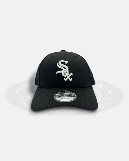 Chicago White Sox Core 9Forty Adjustable Strapback Hat