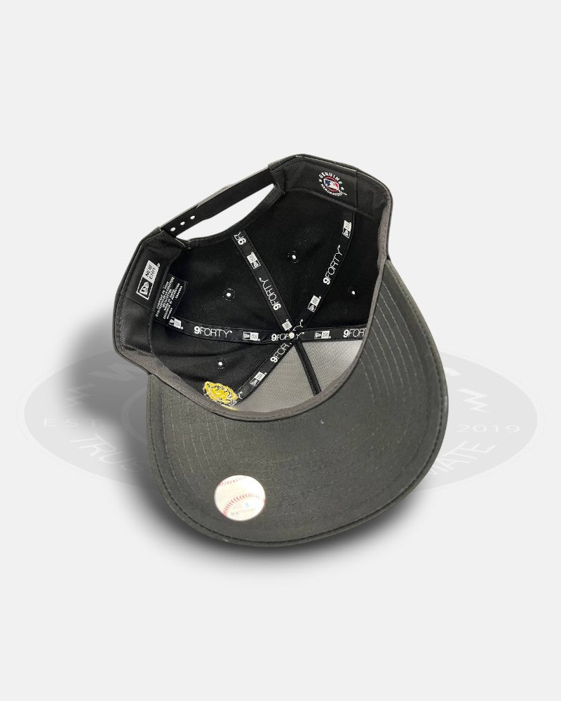 Atlanta Braves Embraided Yellow Rose 9Forty A-Frame Snapback Hat