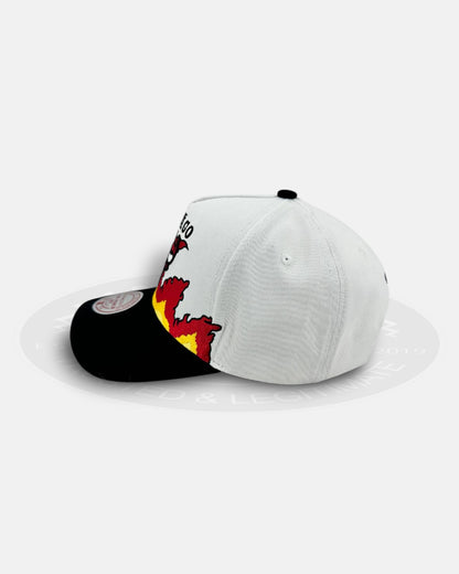 Chicago Bulls Flametooth Pro Pinch Snapback Hat