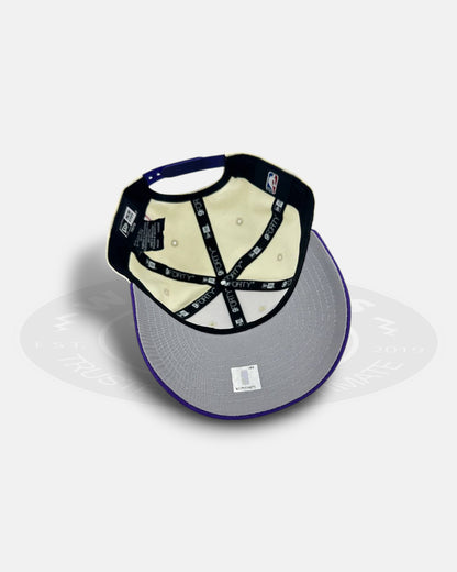 Los Angeles Lakers Arch Logo Twist 9FORTY Youth Snapback Hat