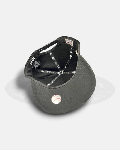 Los Angeles Dodgers Metal Logo 1988 World Series Chrome Black 9Forty A-Frame Snapback Hat