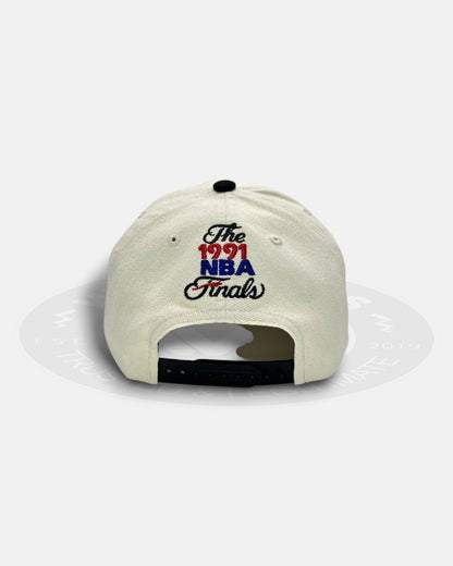 Chicago Bulls East vs Los Angeles Lakers West 1991 NBA Finals Deadstock Fit Snapback Hat