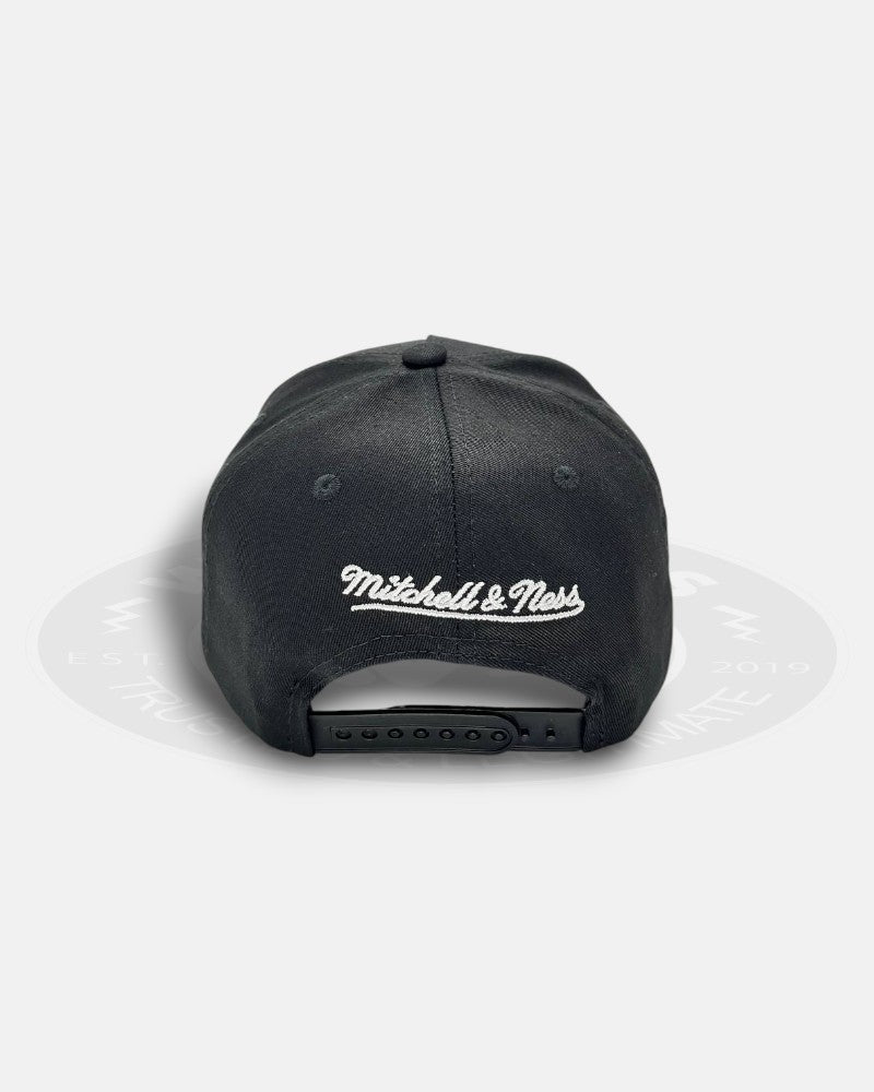 Chicago Bulls 1991-2011 20th Anniversary Pro Pinch Fit Snapback Hat