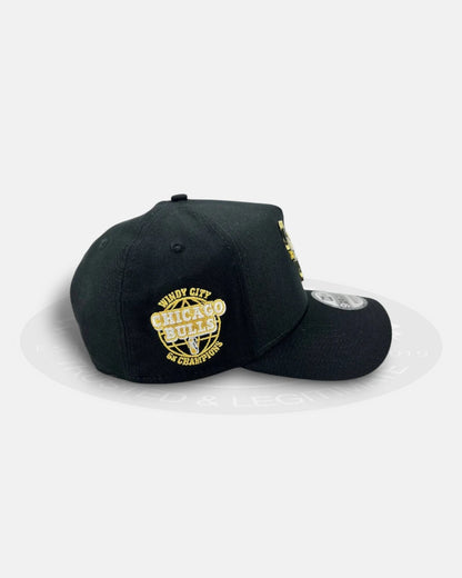 Chicago Bulls Metal Badge Black 9FORTY A-Frame Snapback Hat
