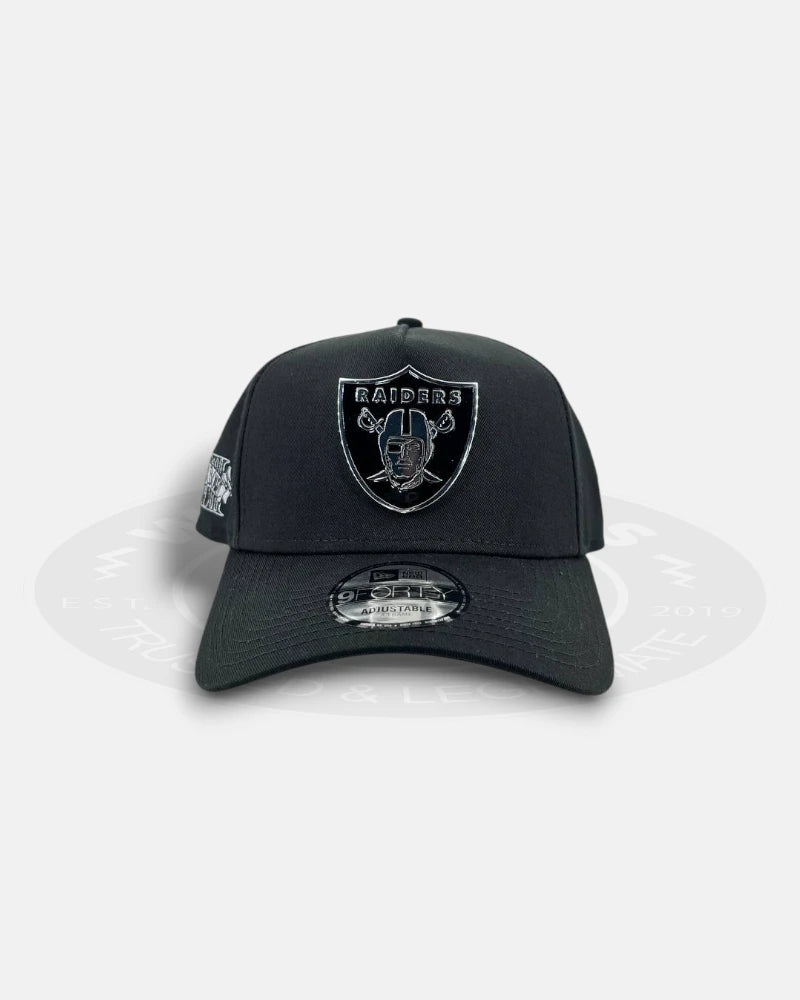 Las Vegas Raiders Metal Badge Black 9FORTY A-Frame Snapback Hat