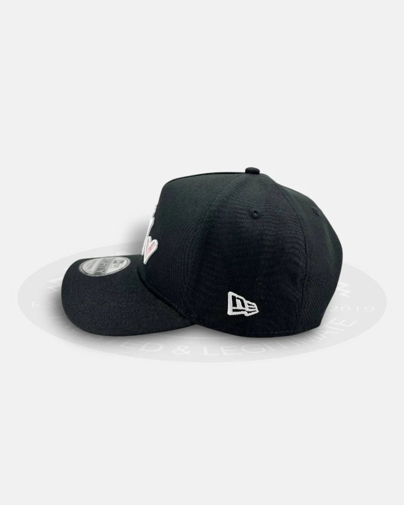 New York Yankees Valentines Heart 9FORTY A-Frame Snapback Hat