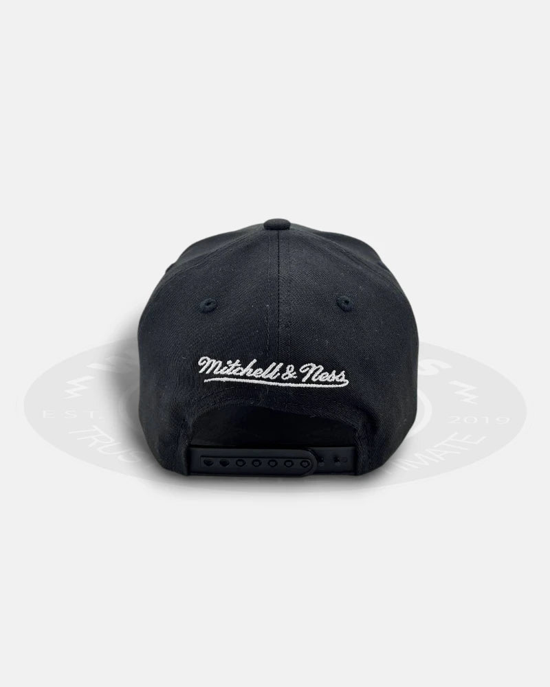 San Antonio Spurs HWC Black Pro Pinch Snapback Hat