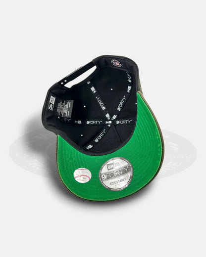 New York Yankees Gothic Fade 9FORTY A-Frame Snapback Hat