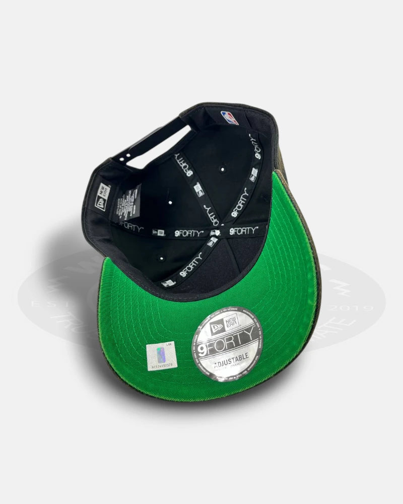 Los Angeles Lakers Gothic Fade 9FORTY A-Frame Snapback Hat