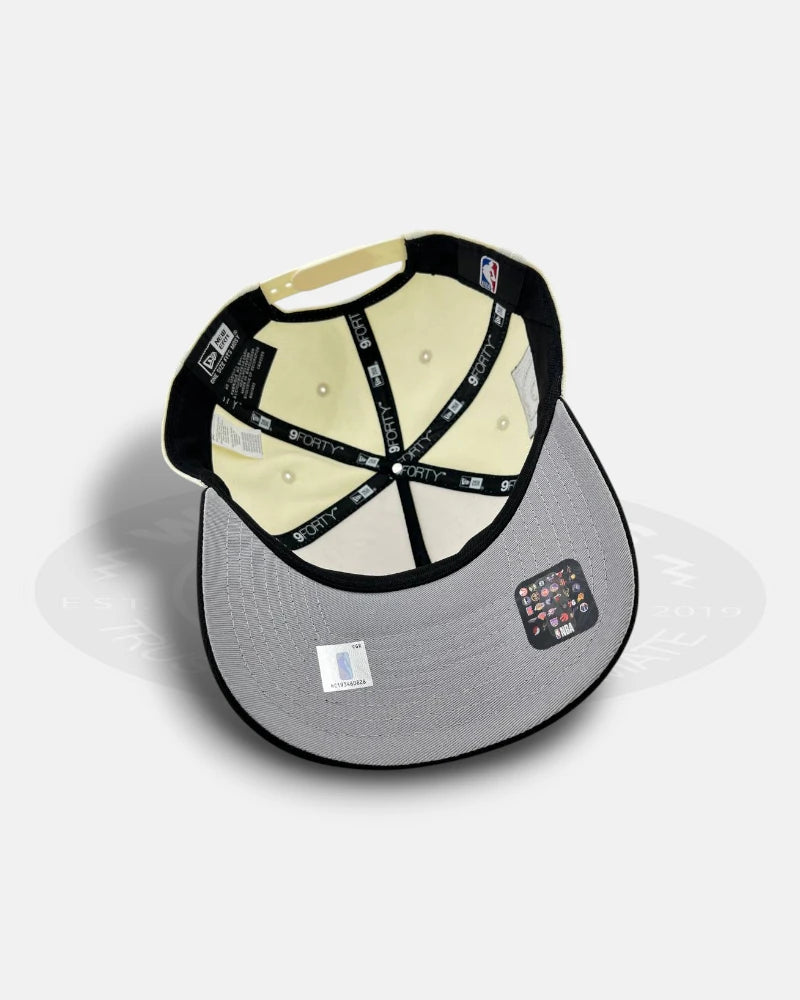 Chicago Bulls 1966 Chrome Two Tone 9FORTY A-Frame Snapback Hat