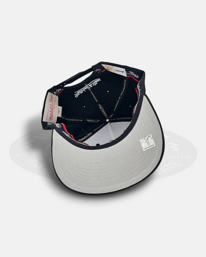 Chicago Bulls 6 Time NBA Champions Adjustable Fit Snapback Hat