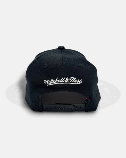 Los Angeles Lakers 2009-2010 Back to Back NBA Champions Two Tone Adjustable Fit Snapback Hat