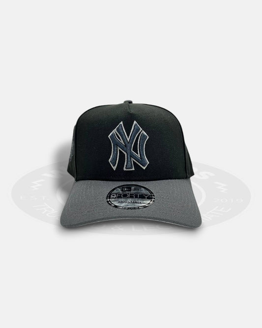 New York Yankees 1999 World Series Two Tone 9Forty A-Frame Snapback Hat