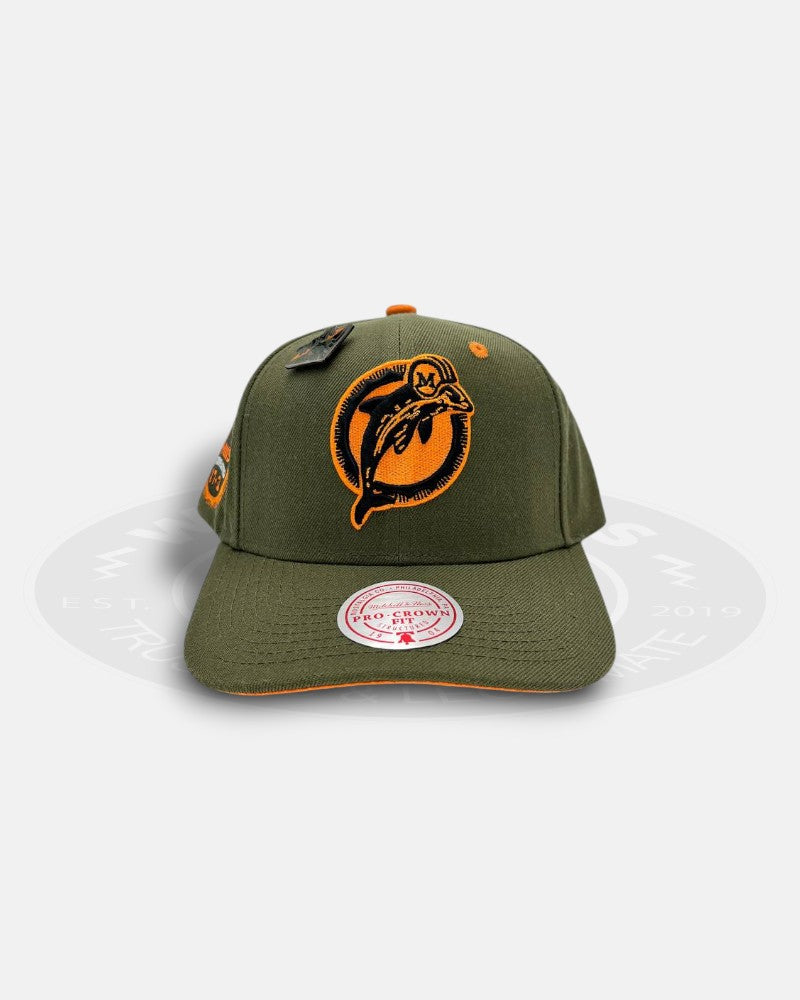 Mitchell & Ness Miami Dolphins Palette Fusion Pro Crown Snapback Hat