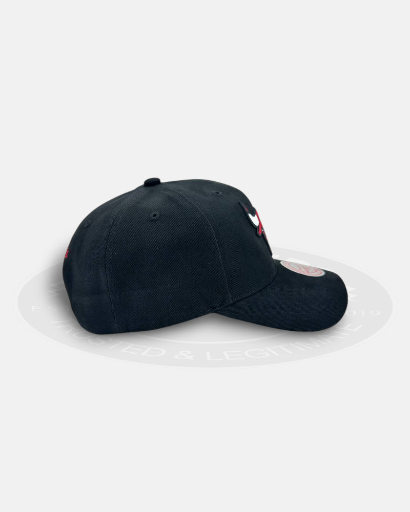 Chicago Bulls Core Classic Deadstock Fit Snapback Hat