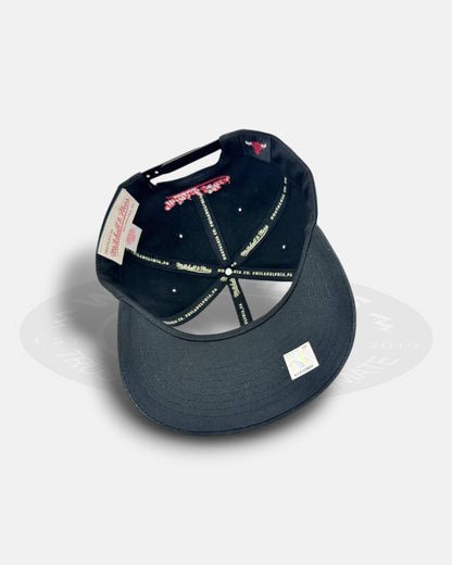 Chicago Bulls Core Classic Deadstock Fit Snapback Hat