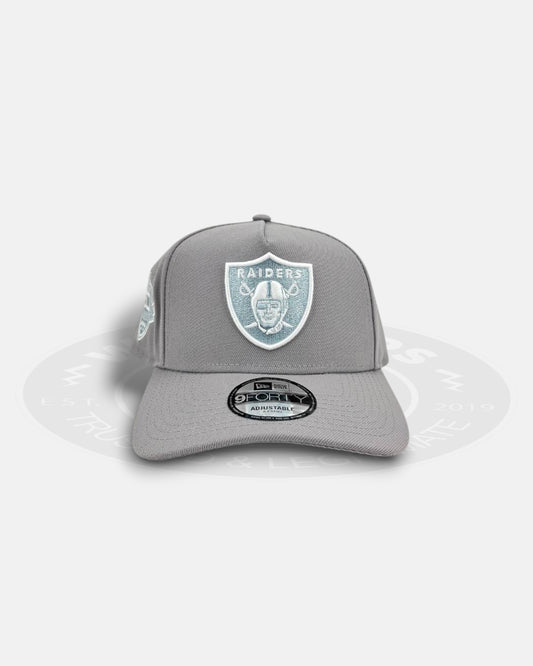 Las Vegas Raiders Ash Fade Monochrome 9FORTY A-Frame Snapback Hat
